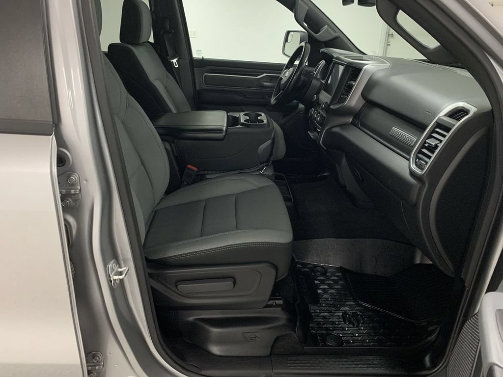 Used 2022 RAM 1500 Big Horn AWD/4WD image 18