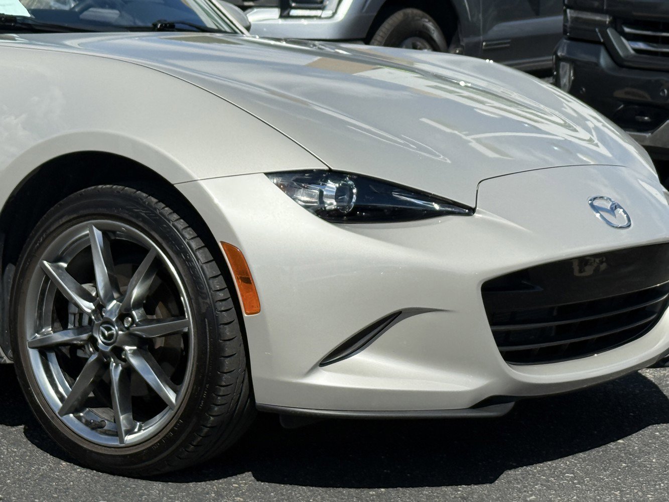Used 2022 MAZDA MX-5 Miata RF Grand Touring w/ Weather Package image 2
