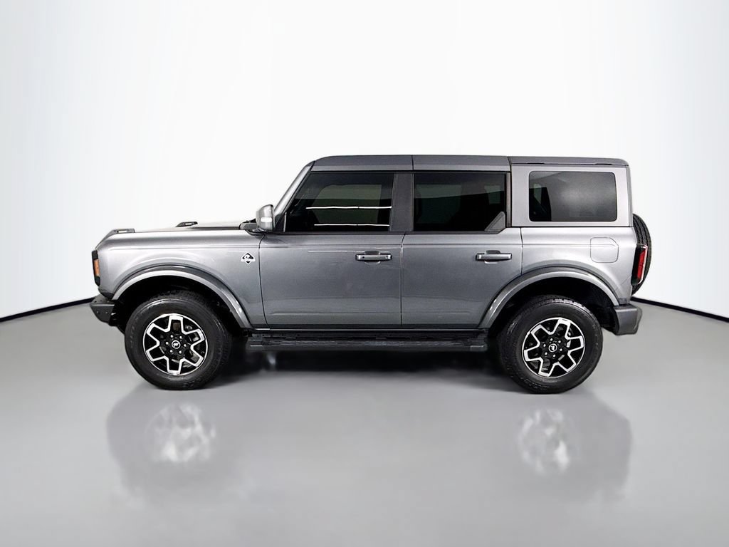 Used 2022 Ford Bronco Outer Banks AWD/4WD image 2