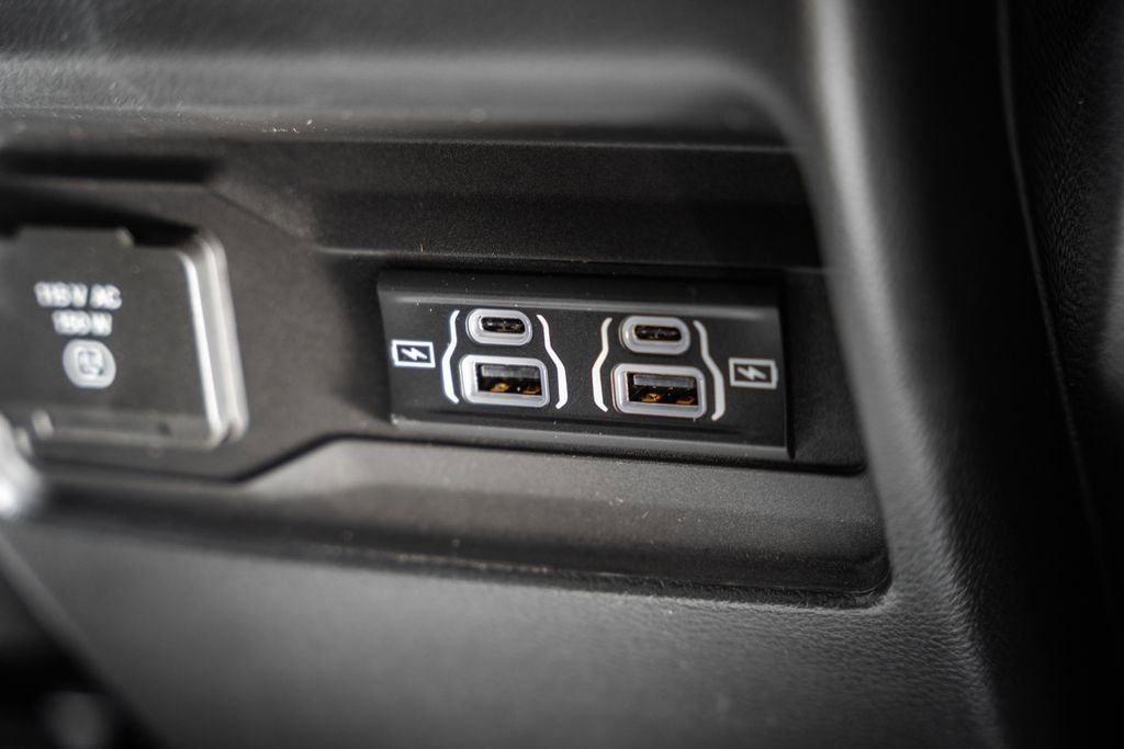 New 2025 Jeep Grand Cherokee Laredo X w/ Luxury Tech Group I image 33