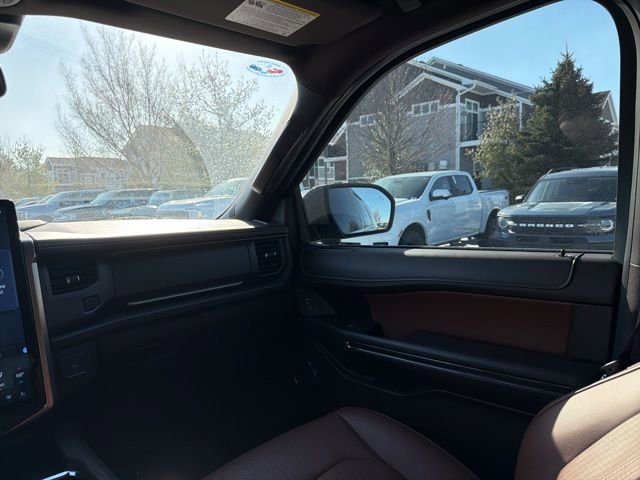 Used 2024 Ford Expedition Max King Ranch image 19