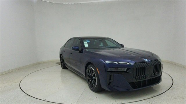 Used 2023 BMW i7 xDrive60 image 65