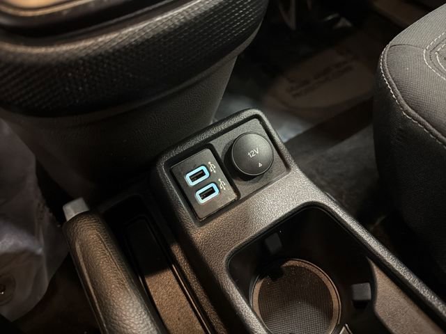 Used 2021 Ford Transit Connect XLT image 23