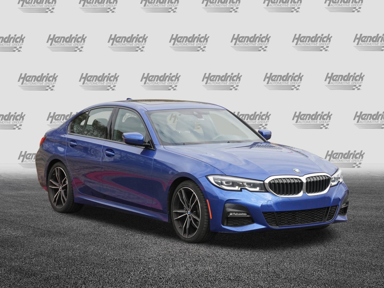 Used 2022 BMW 330i Sedan w/ M Sport Package image 2