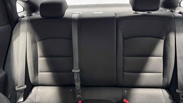 Used 2019 Chevrolet Malibu RS image 27