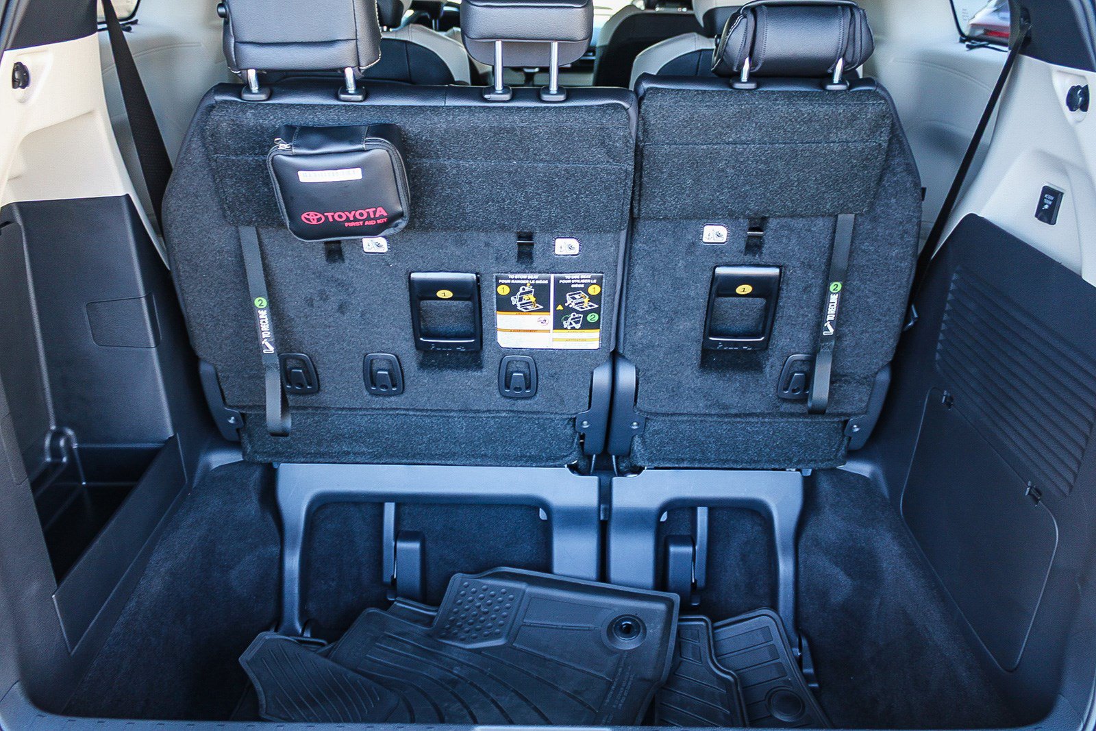 Certified 2026 Toyota Sienna Platinum AWD/4WD image 28