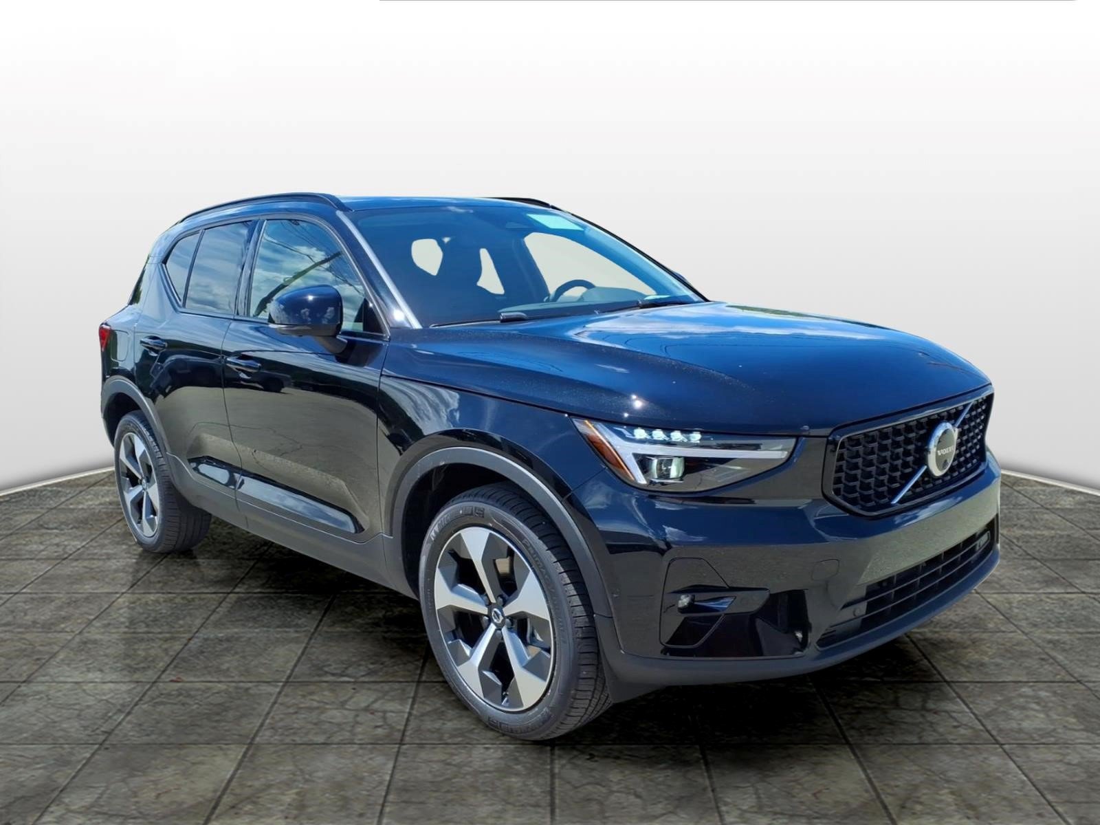 New 2026 Volvo XC40 B5 Plus w/ Protection Package Premier