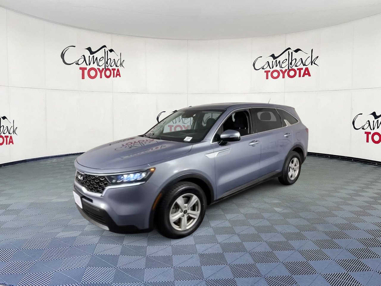 Used 2022 Kia Sorento LX FWD image 7