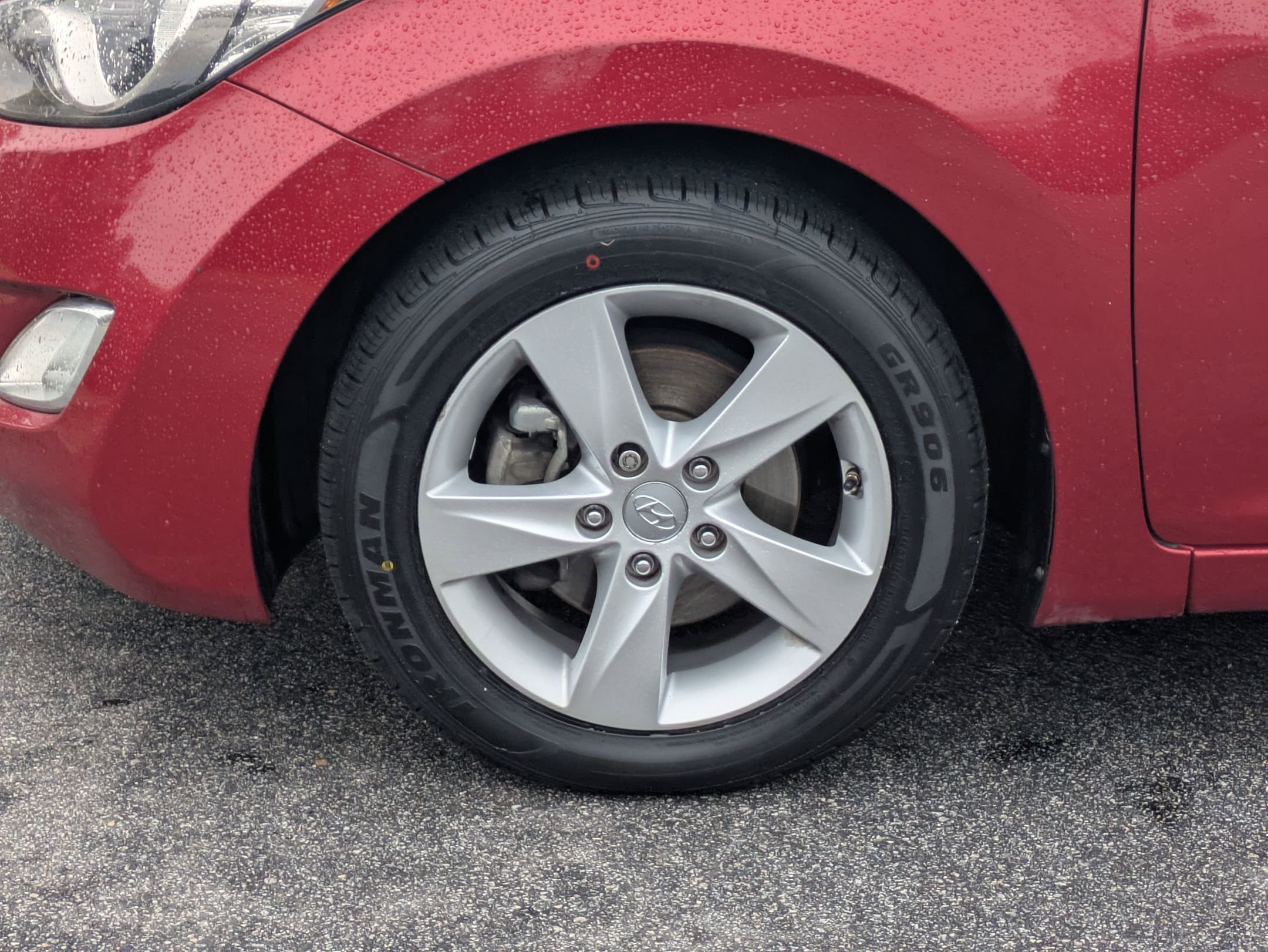 Used 2013 Hyundai Elantra GLS w/ Preferred Pkg image 28