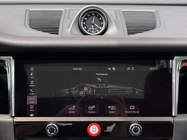 New 2026 Porsche Macan AWD/4WD image 28