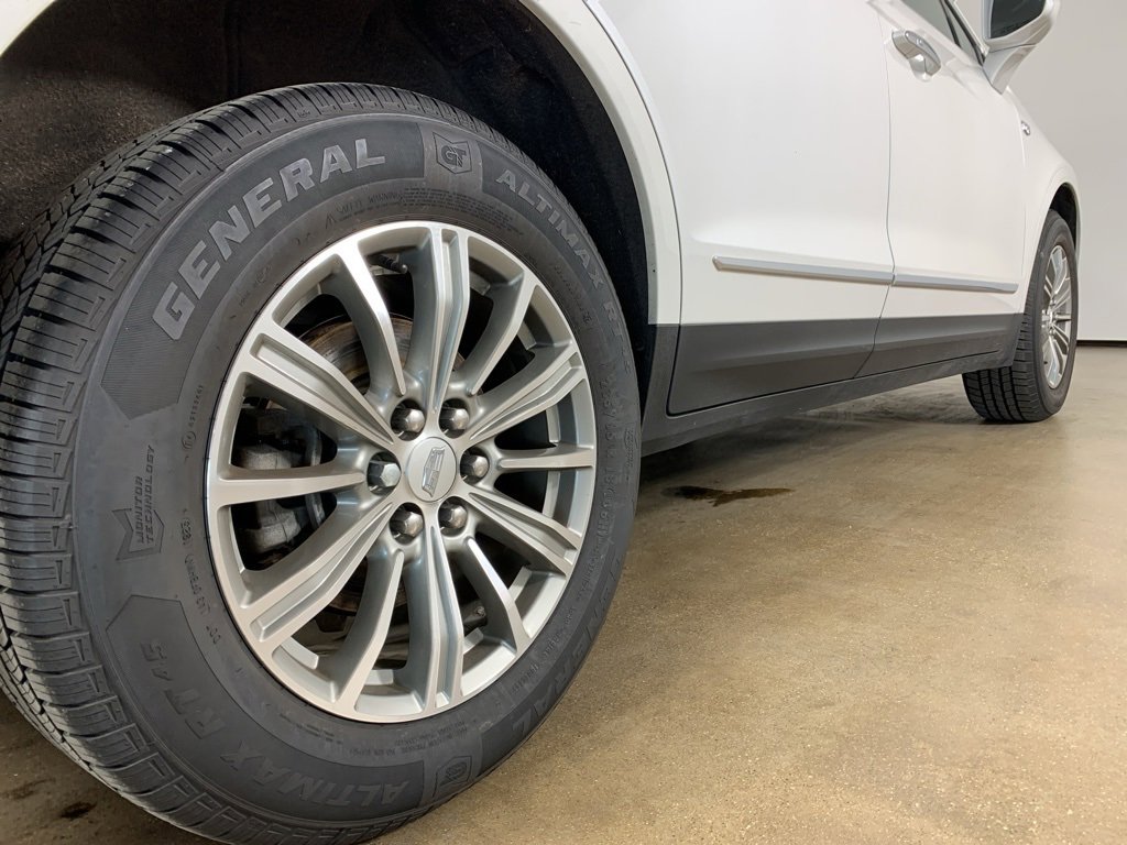 Used 2017 Cadillac XT5 Luxury w/ Advanced Security Package image 9