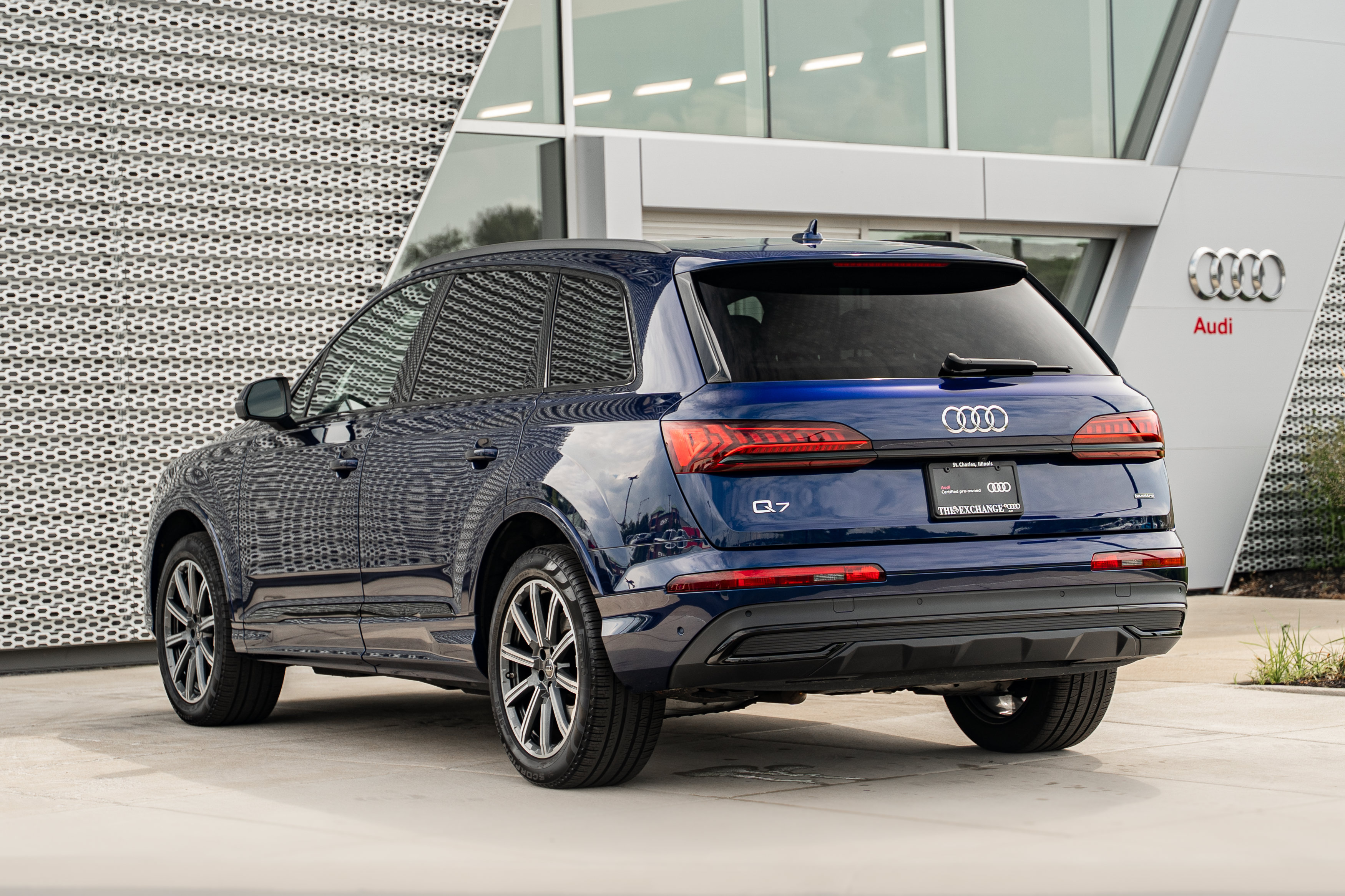 Certified 2024 Audi Q7 2.0T Premium Plus AWD/4WD image 5