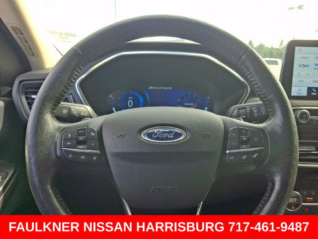 Used 2020 Ford Escape Titanium AWD/4WD image 19