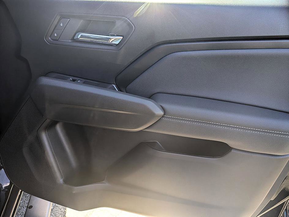 Used 2026 Chevrolet Colorado LT w/ LT Convenience Package image 38
