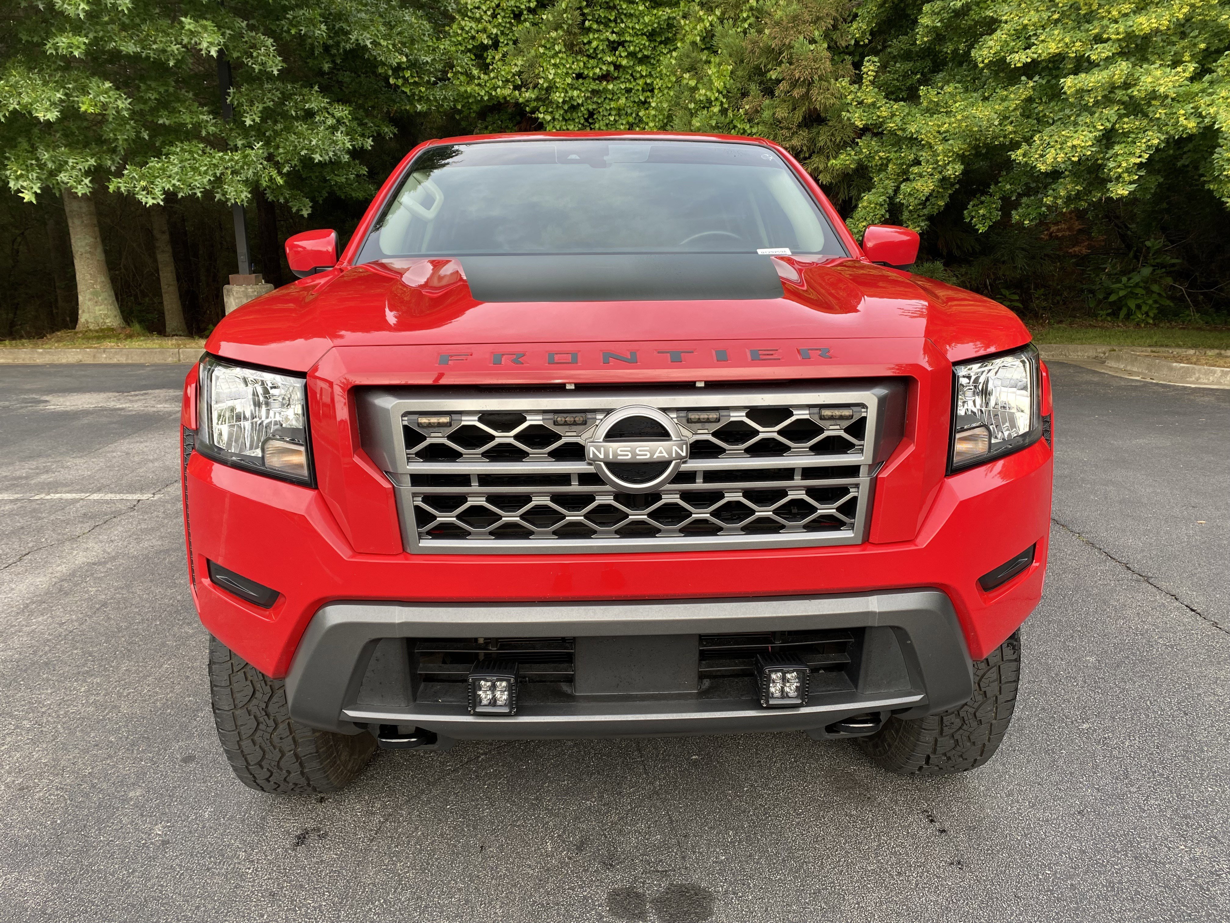 Used 2023 Nissan Frontier SV AWD/4WD image 3