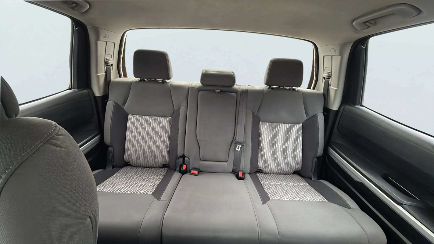 Used 2020 Toyota Tundra SR5 w/ SR5 Convenience Package AWD/4WD image 20