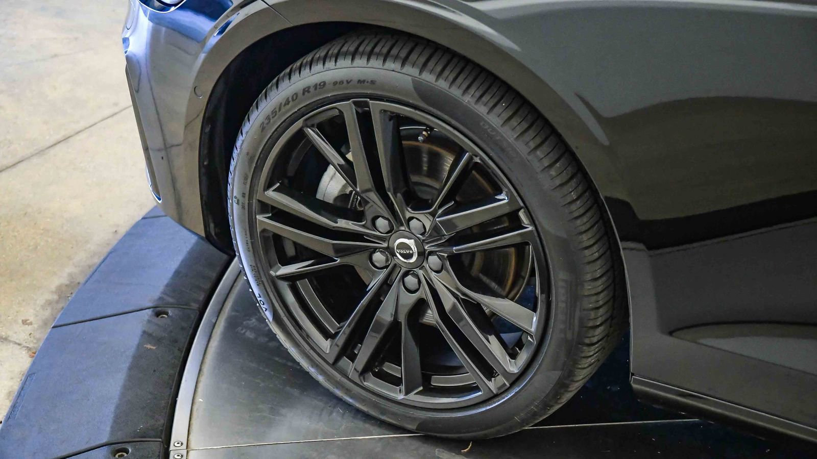 Certified 2024 Volvo S60 B5 Plus w/ Climate Package image 10