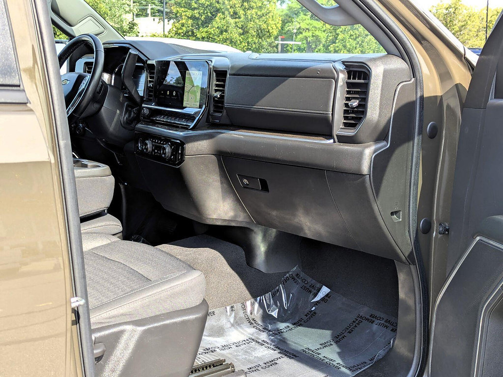 Certified 2023 Chevrolet Silverado 1500 LT AWD/4WD image 54
