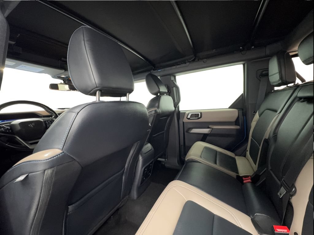 Used 2023 Ford Bronco Wildtrak AWD/4WD image 24