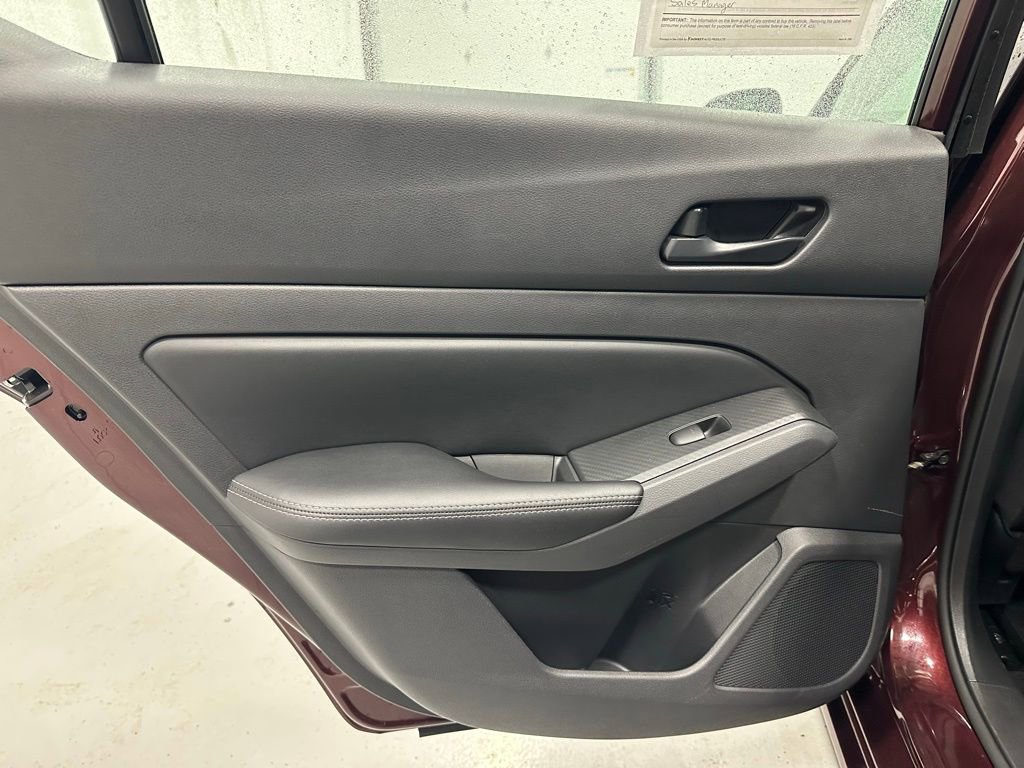 Used 2024 Nissan Altima 2.5 SV image 40