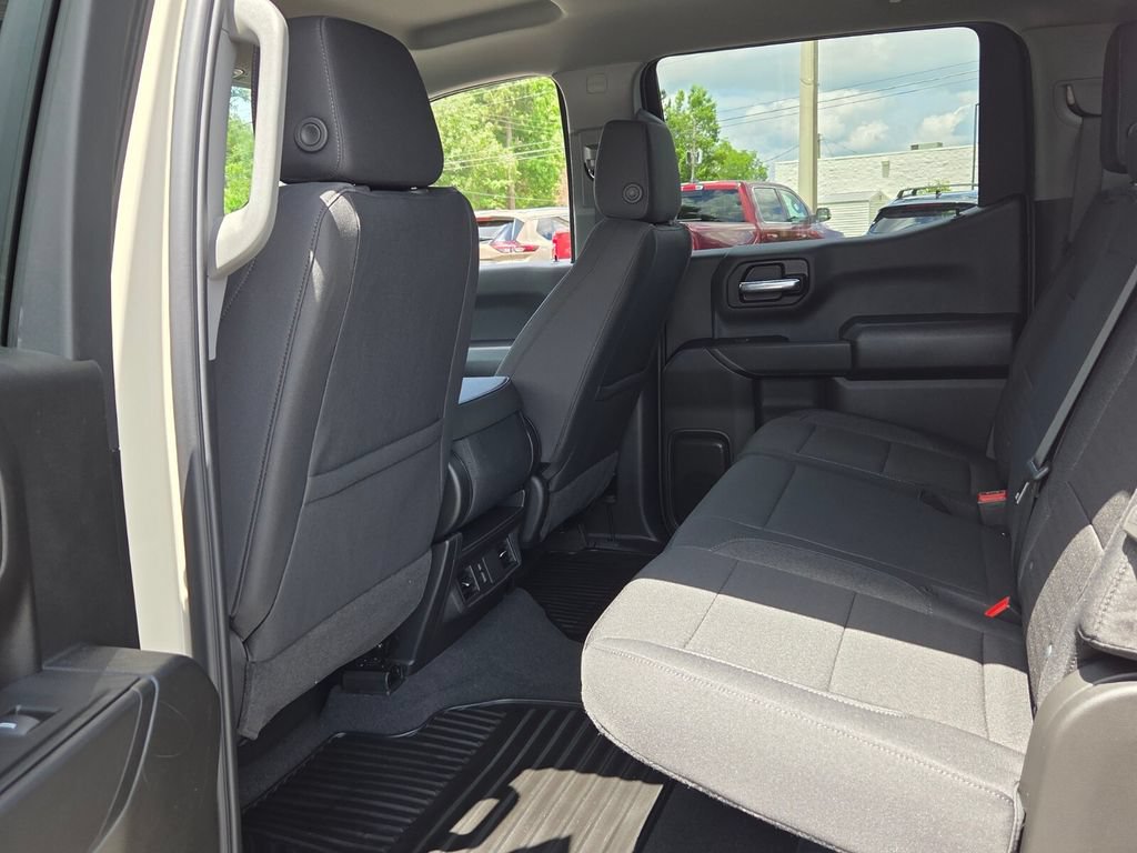 New 2026 Chevrolet Silverado 1500 Custom RWD image 5