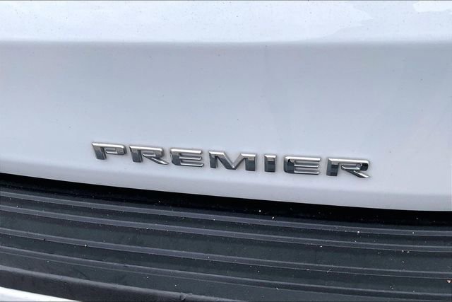 Used 2023 Chevrolet Suburban Premier image 23