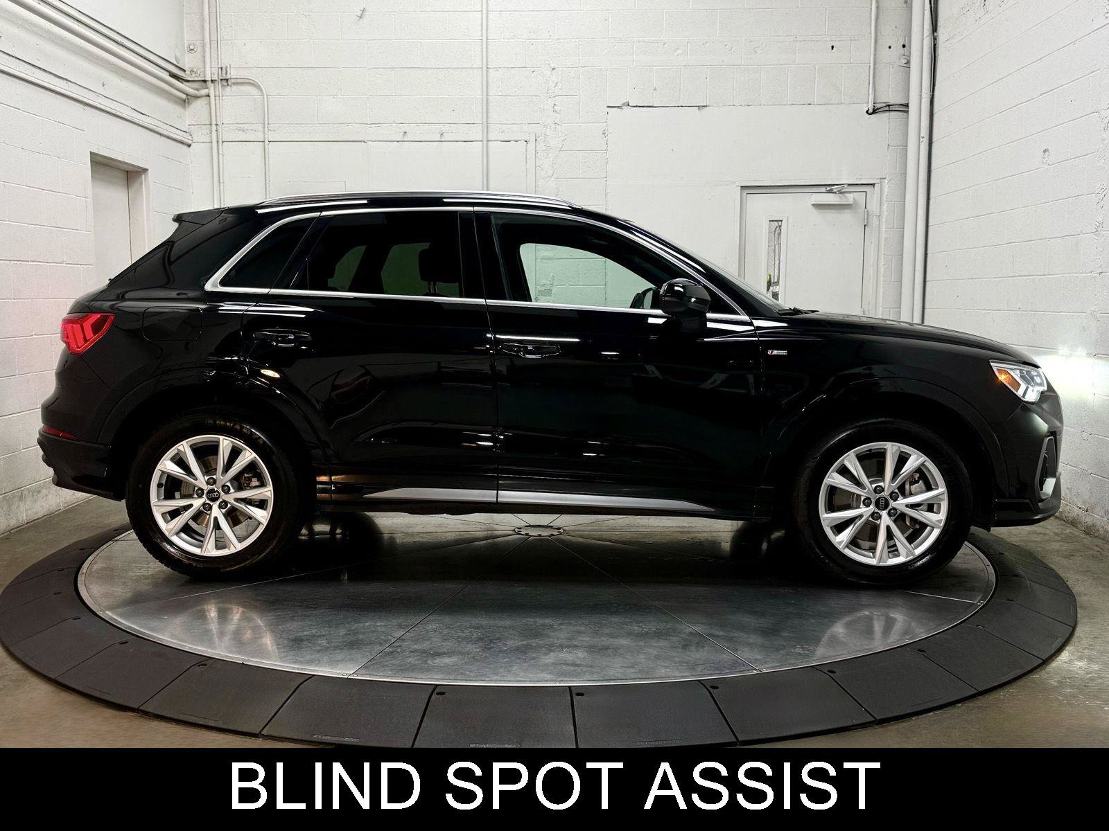 Used 2025 Audi Q3 2.0T Premium AWD/4WD image 12