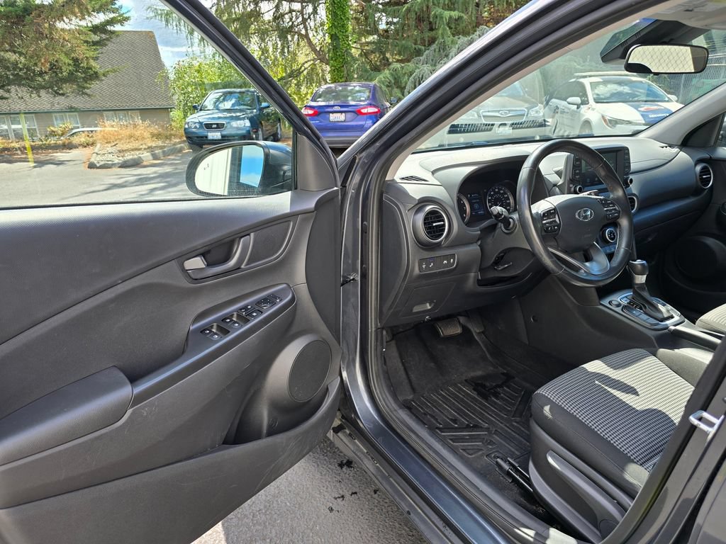 Used 2020 Hyundai Kona SEL AWD/4WD image 7