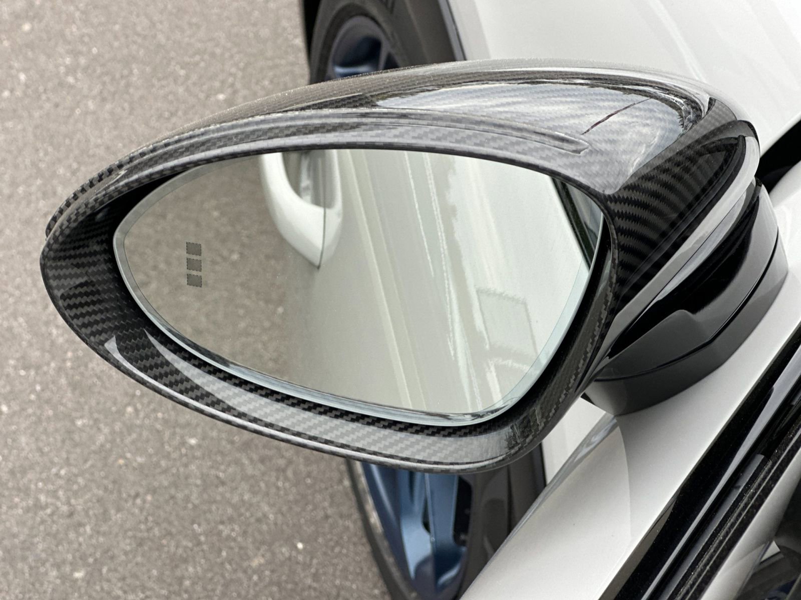 Used 2024 Porsche Cayenne Turbo GT image 9