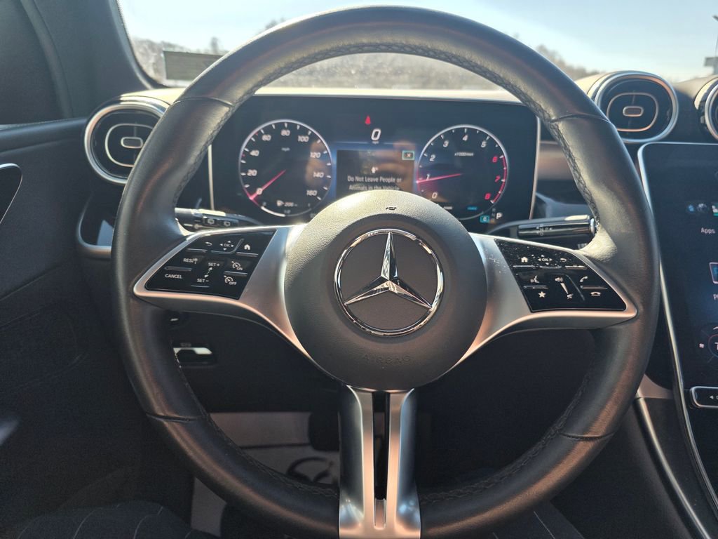 Used 2023 Mercedes-Benz GLC 300 4MATIC image 16