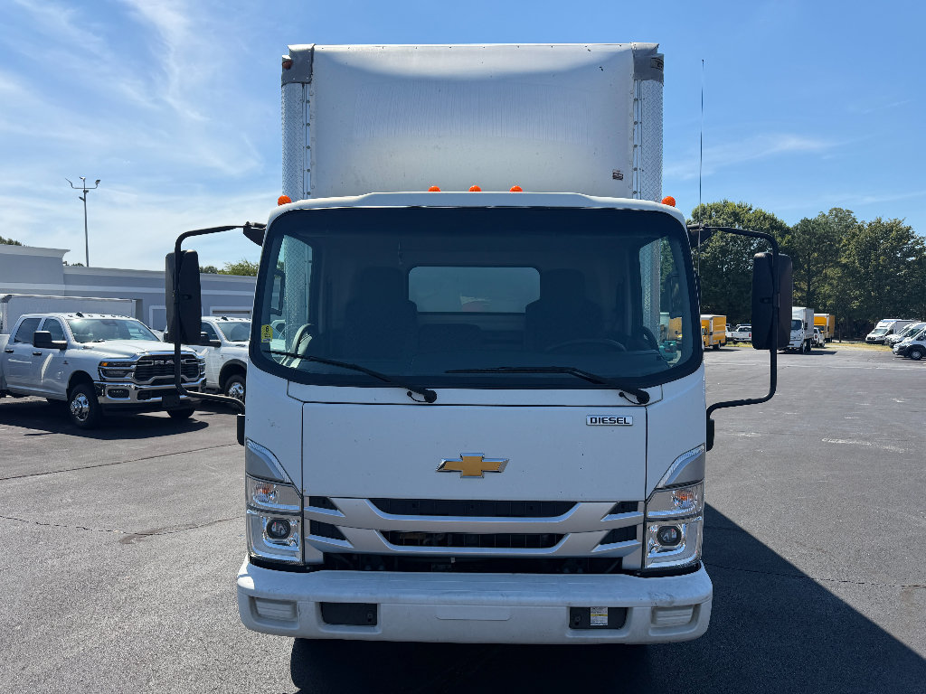 Used 2023 Chevrolet Low Cab Forward 5500XD RWD image 3