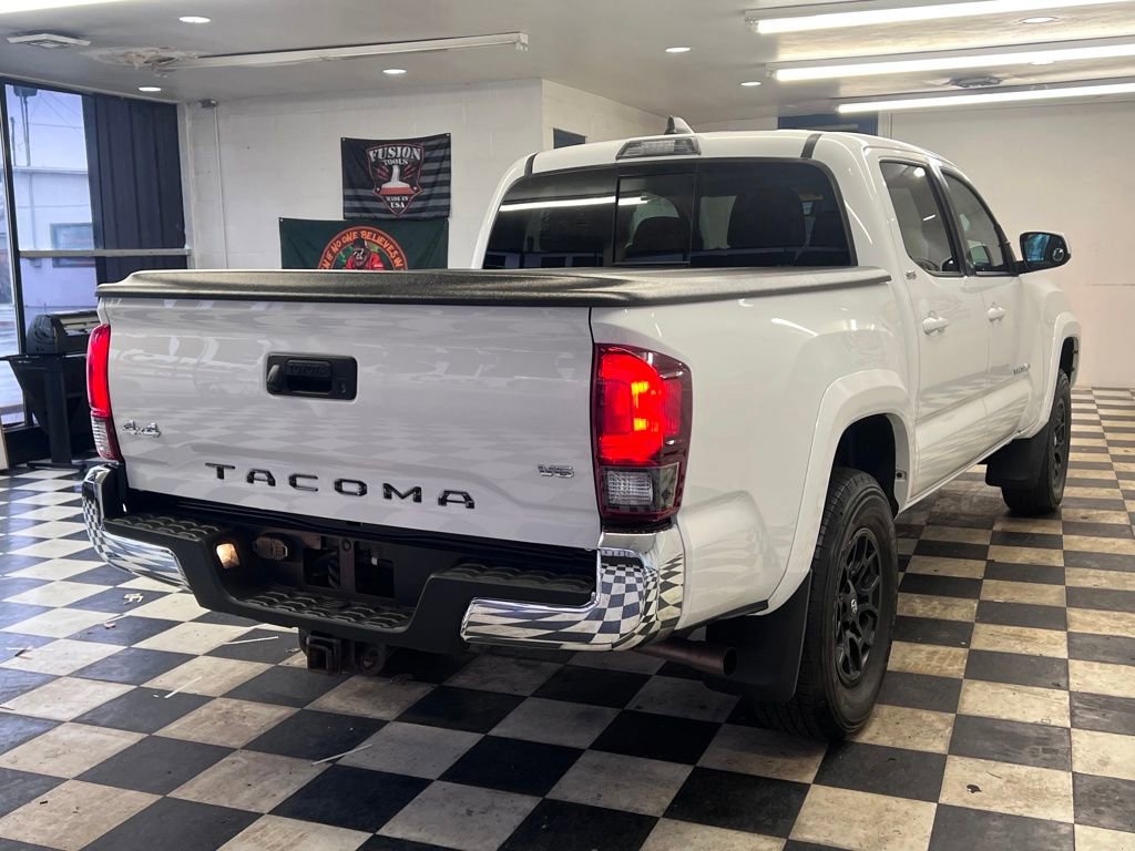 Used 2020 Toyota Tacoma SR5 image 15