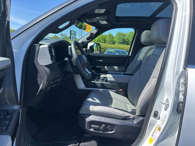 Used 2025 Toyota Tundra Limited w/ Power Package AWD/4WD image 16