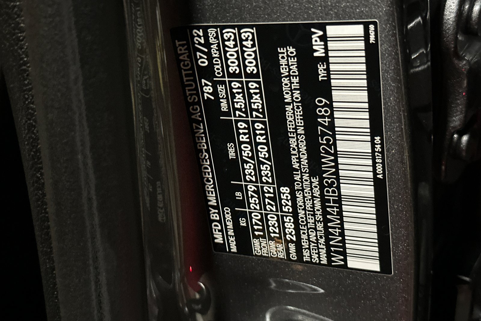 Used 2022 Mercedes-Benz GLB 250 4MATIC image 38