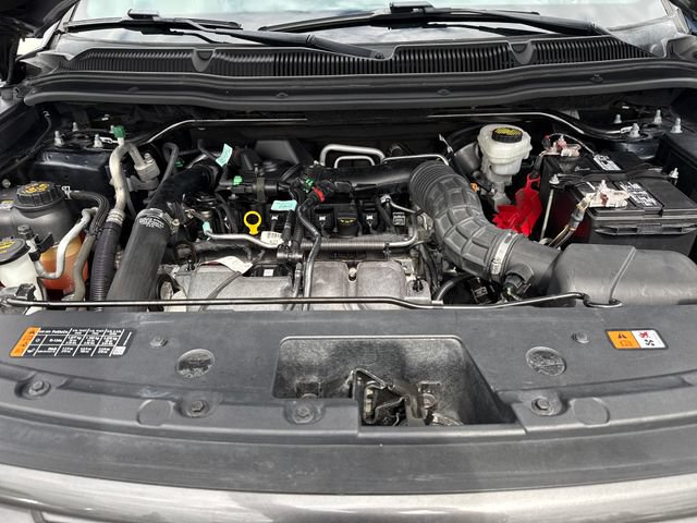 Used 2018 Ford Explorer XLT w/ Equipment Group 202A FWD image 29