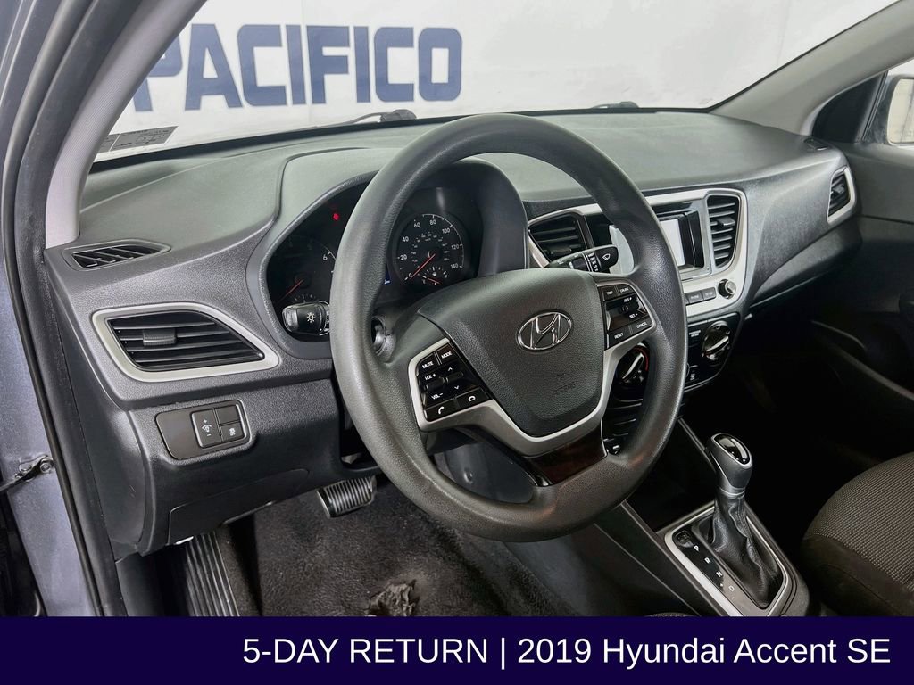 Used 2019 Hyundai Accent SE FWD image 11