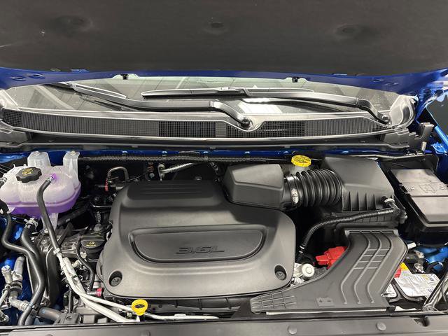 New 2026 Chrysler Pacifica Select image 39