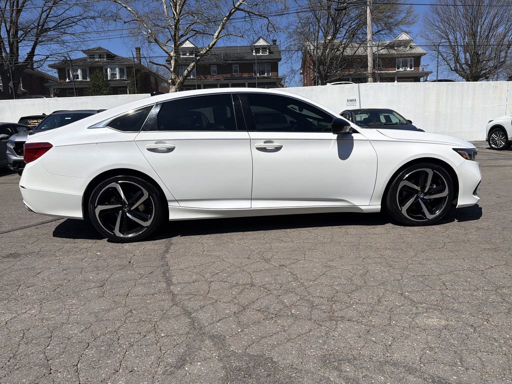 Certified 2022 Honda Accord Sport image 8