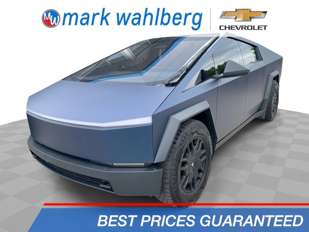 Used 2024 Tesla Cybertruck AWD Crew Cab image 1