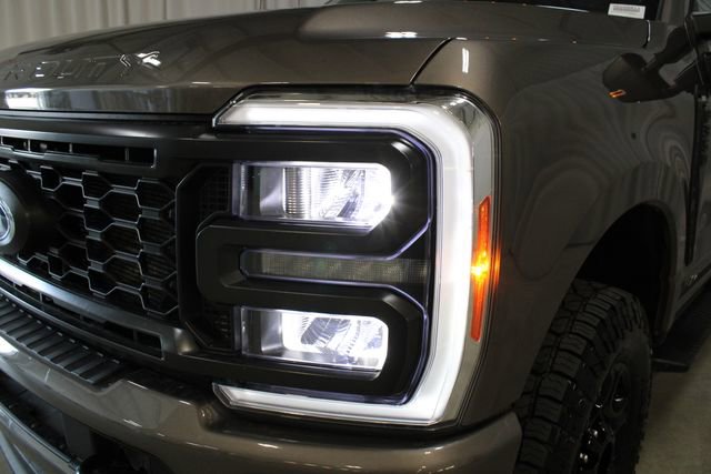 Used 2023 Ford F350 XLT w/ XLT Premium Package image 33