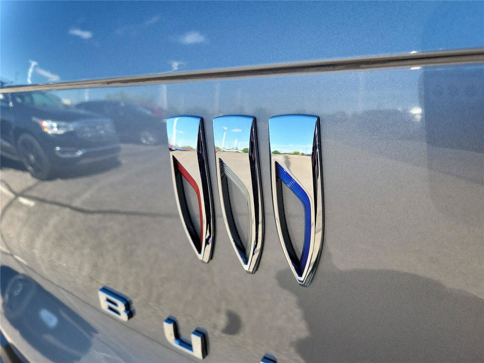 New 2026 Buick Envista Sport Touring w/ Convenience I Package FWD image 5