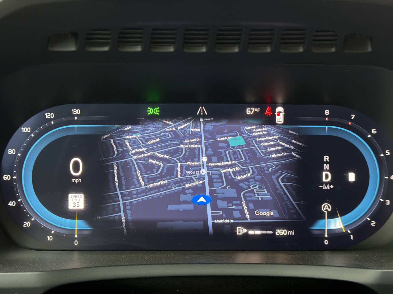 Used 2025 Volvo XC90 B5 Plus image 35