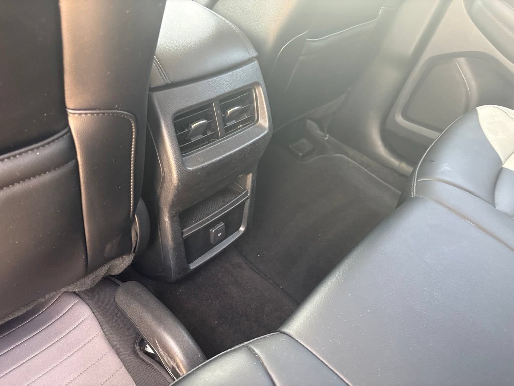 Used 2019 Ford Edge SEL w/ Equipment Group 201A FWD image 6