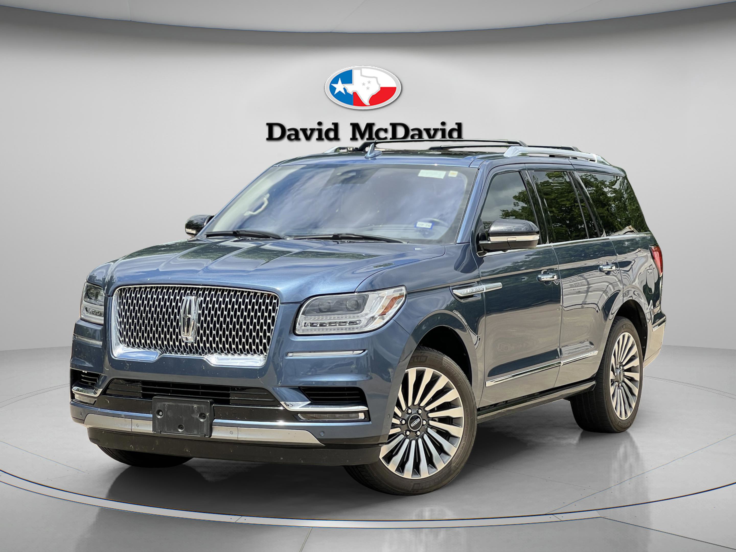 Used 2019 Lincoln Navigator Reserve w/ Cargo Package AWD/4WD image 1