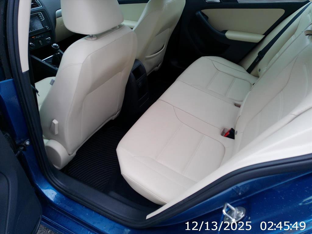 Used 2018 Volkswagen Jetta SE image 19