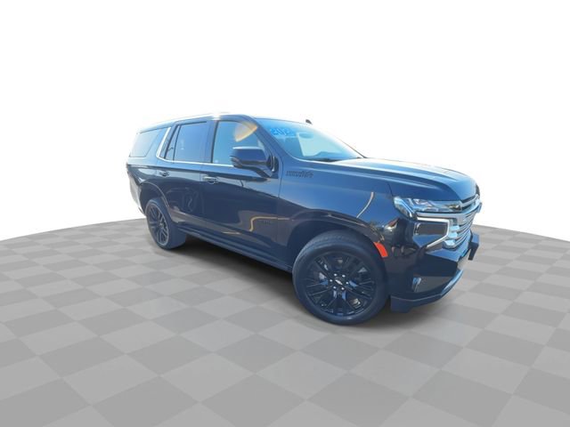 Used 2024 Chevrolet Tahoe High Country AWD/4WD image 2