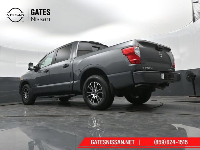 Used 2024 Nissan Titan SV w/ SV Convenience Package image 41