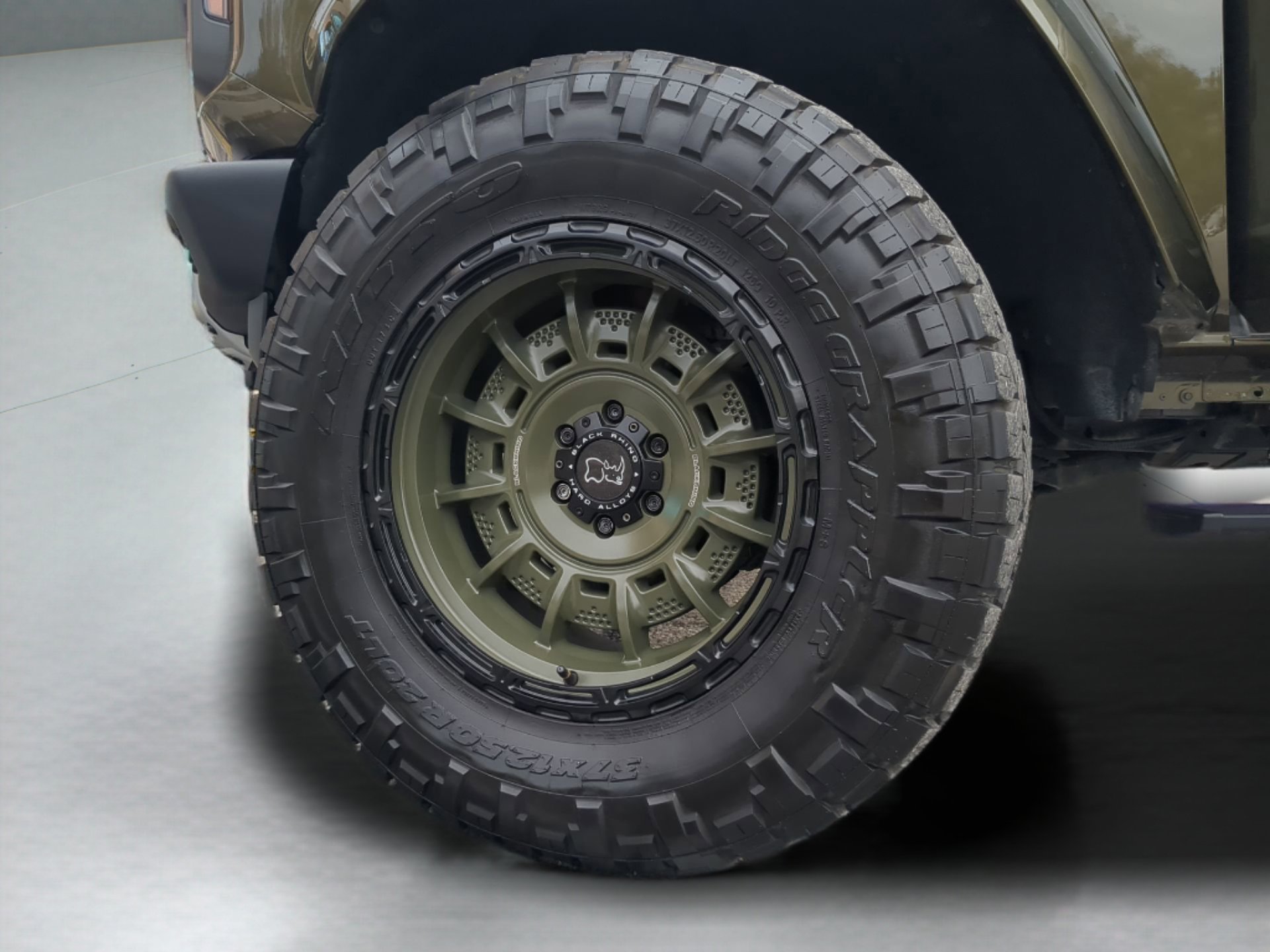 Used 2024 Ford Bronco Raptor w/ Interior Carbon Fiber Pack 6 image 64