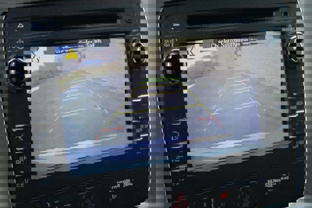 Used 2015 GMC Acadia SLE image 8