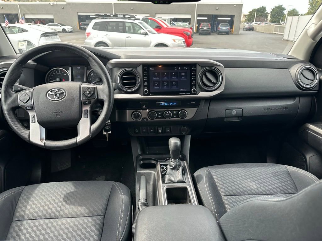 Used 2021 Toyota Tacoma SR5 w/ Trail Edition image 10